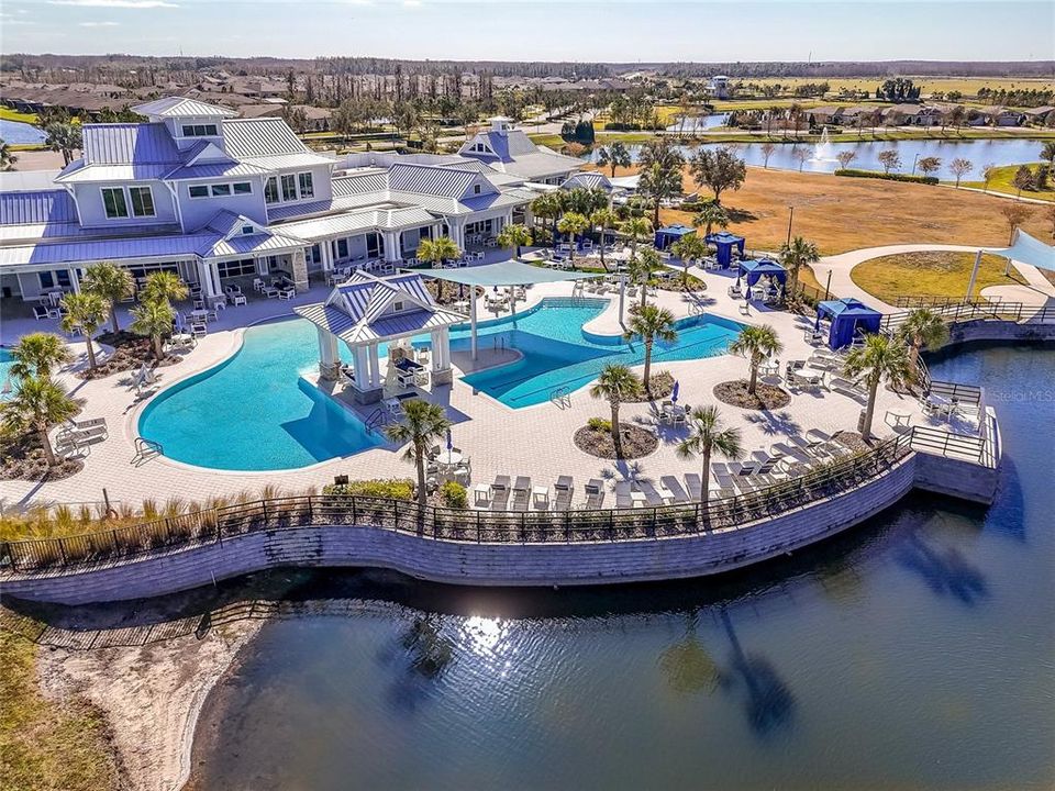 En Venta: $745,000 (4 camas, 3 baños, 3070 Pies cuadrados)