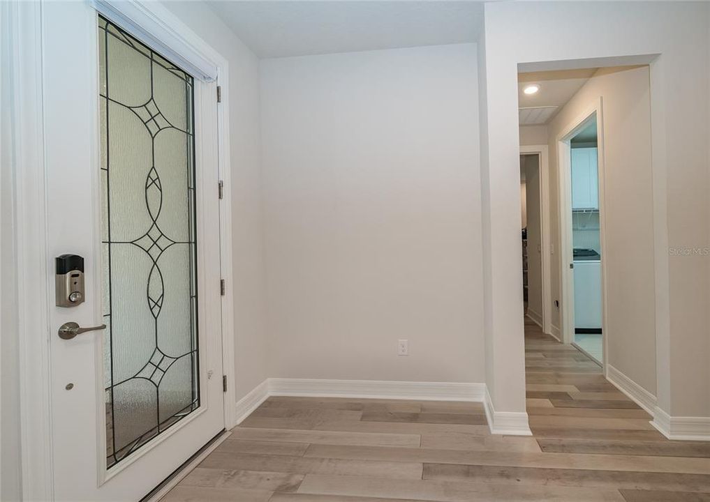 En Venta: $745,000 (4 camas, 3 baños, 3070 Pies cuadrados)