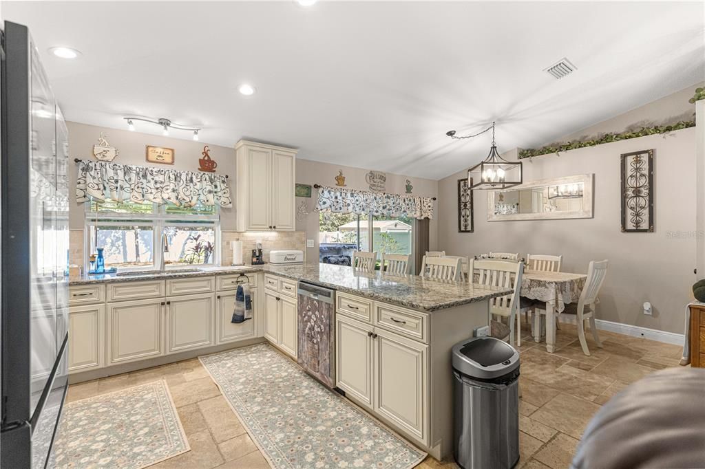 For Sale: $299,500 (3 beds, 2 baths, 1379 Square Feet)