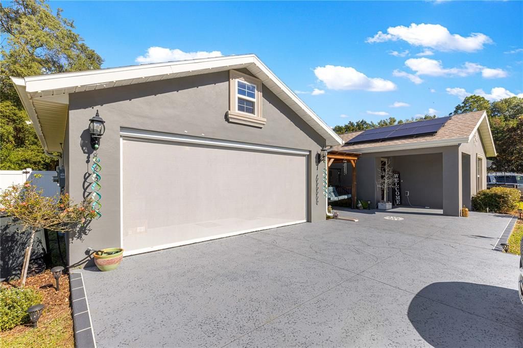 For Sale: $299,500 (3 beds, 2 baths, 1379 Square Feet)