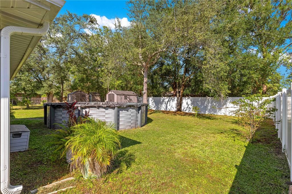 For Sale: $299,500 (3 beds, 2 baths, 1379 Square Feet)