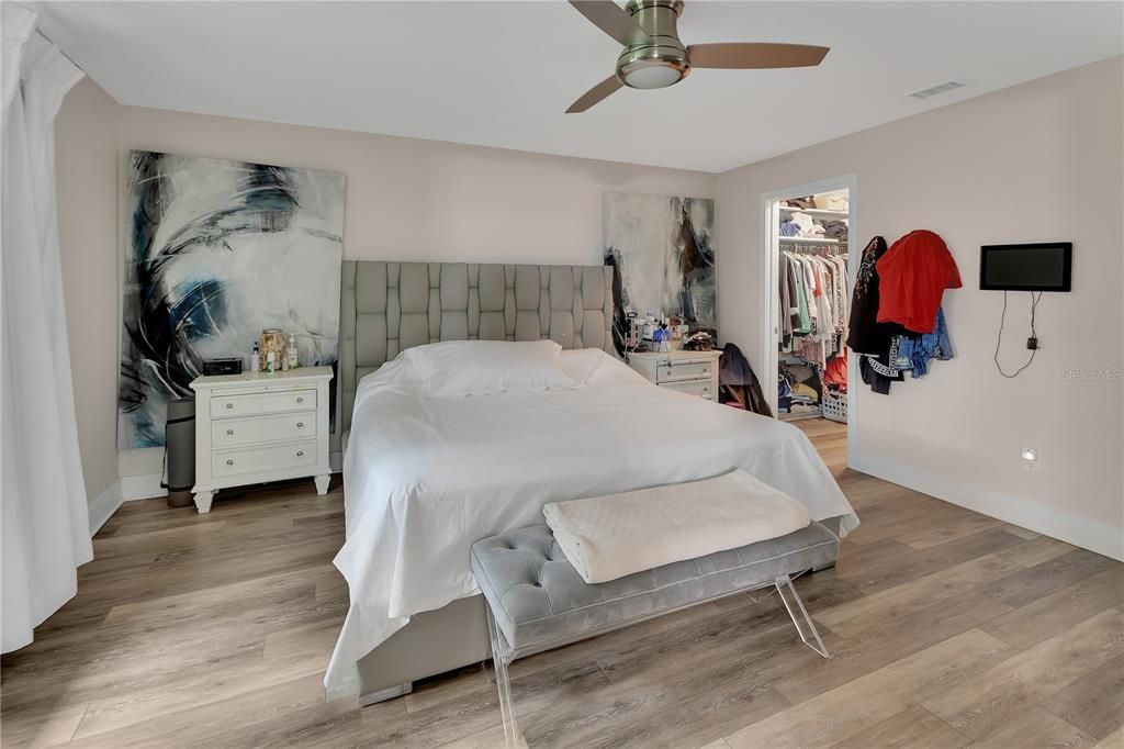 For Sale: $499,900 (3 beds, 2 baths, 1863 Square Feet)