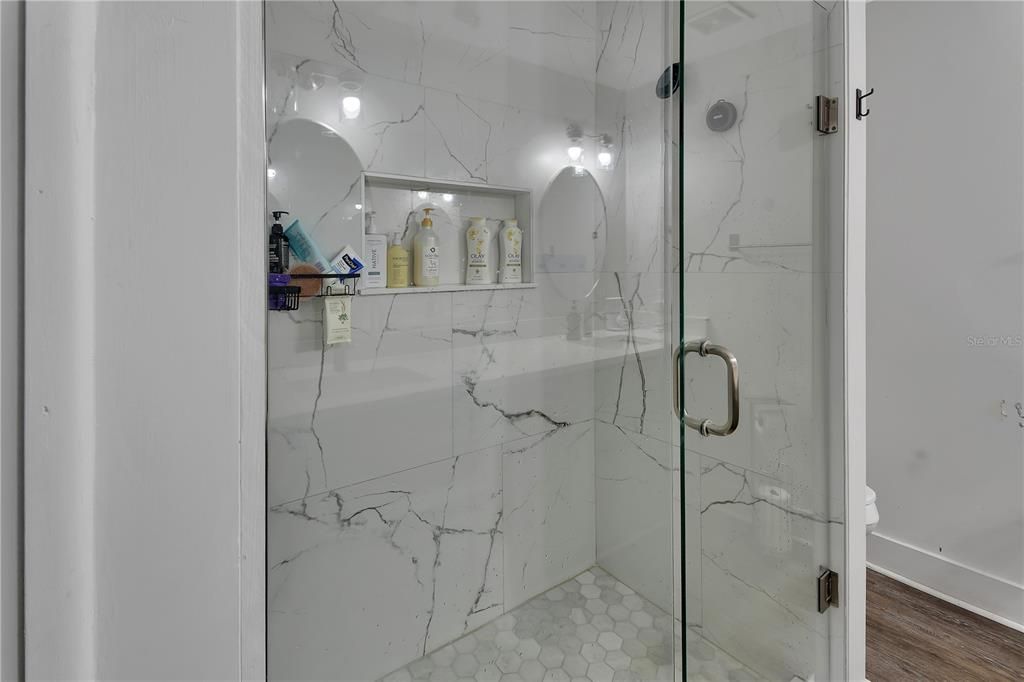 For Sale: $499,900 (3 beds, 2 baths, 1863 Square Feet)