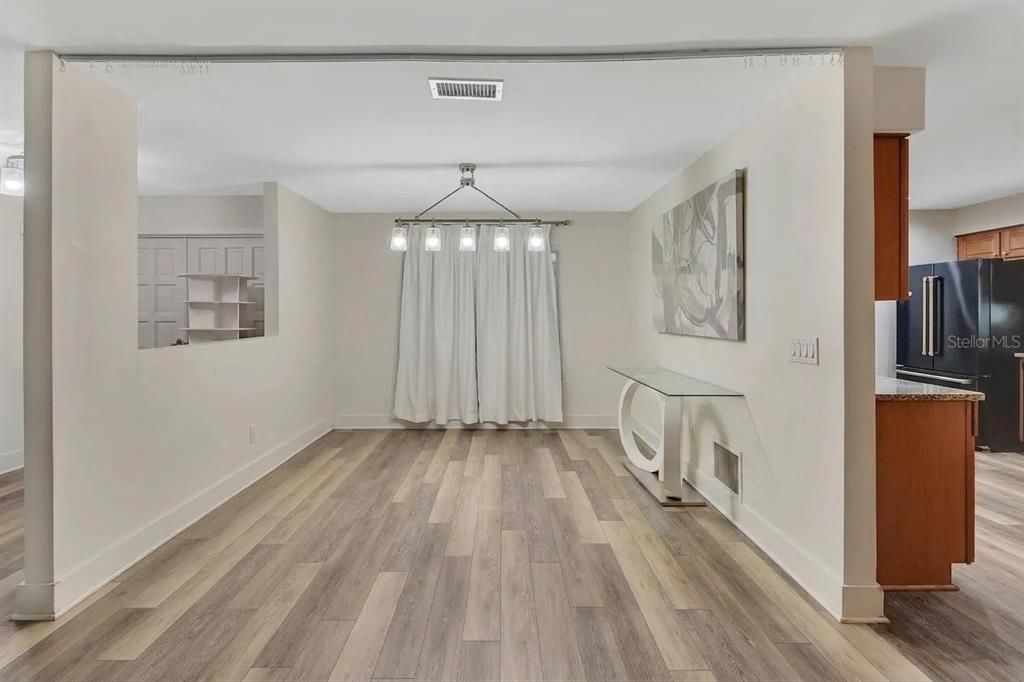 For Sale: $499,900 (3 beds, 2 baths, 1863 Square Feet)