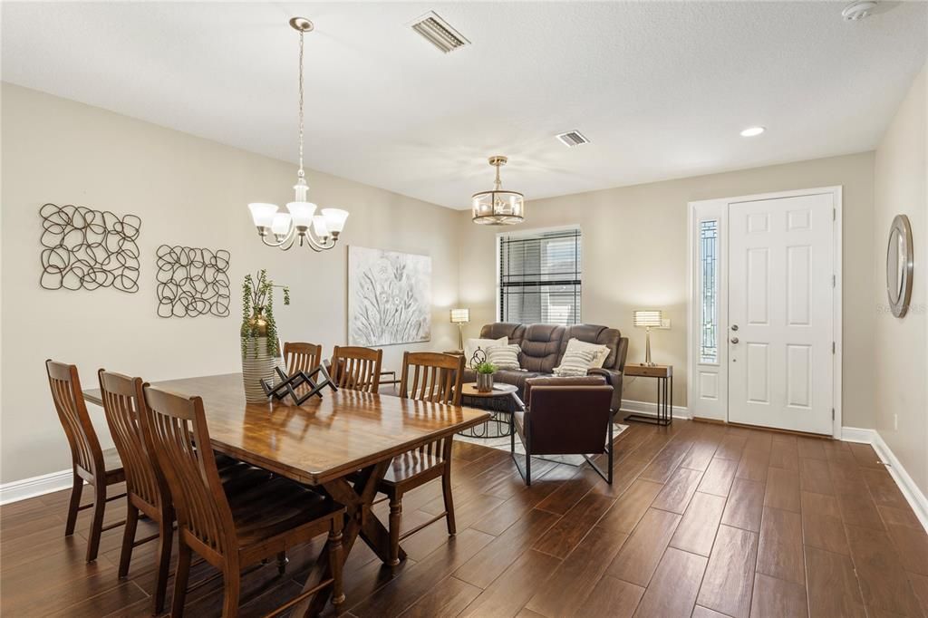 For Sale: $675,000 (5 beds, 4 baths, 3107 Square Feet)