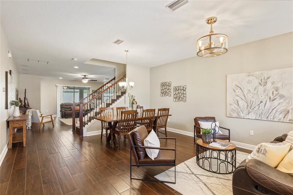 For Sale: $675,000 (5 beds, 4 baths, 3107 Square Feet)