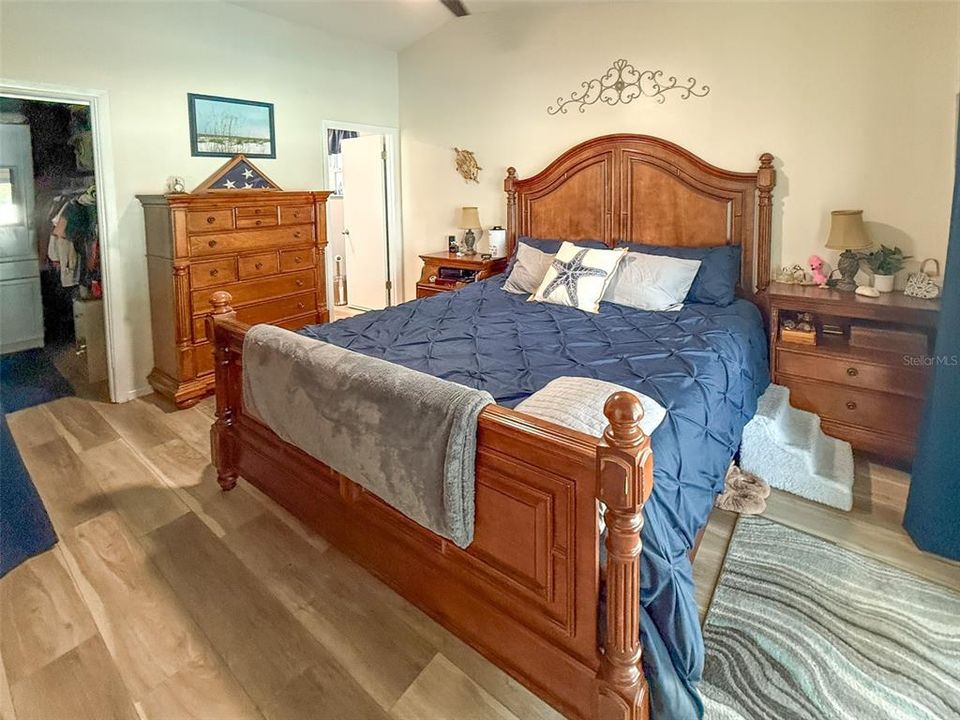 For Sale: $374,900 (3 beds, 2 baths, 1490 Square Feet)