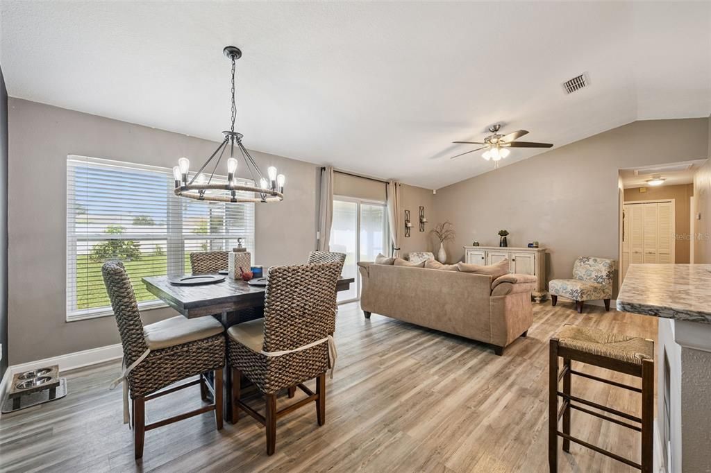For Sale: $359,900 (4 beds, 2 baths, 1359 Square Feet)