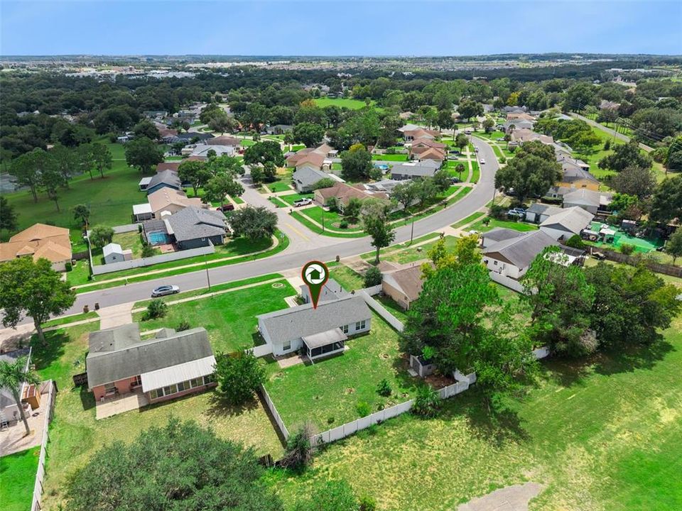 For Sale: $359,900 (4 beds, 2 baths, 1359 Square Feet)