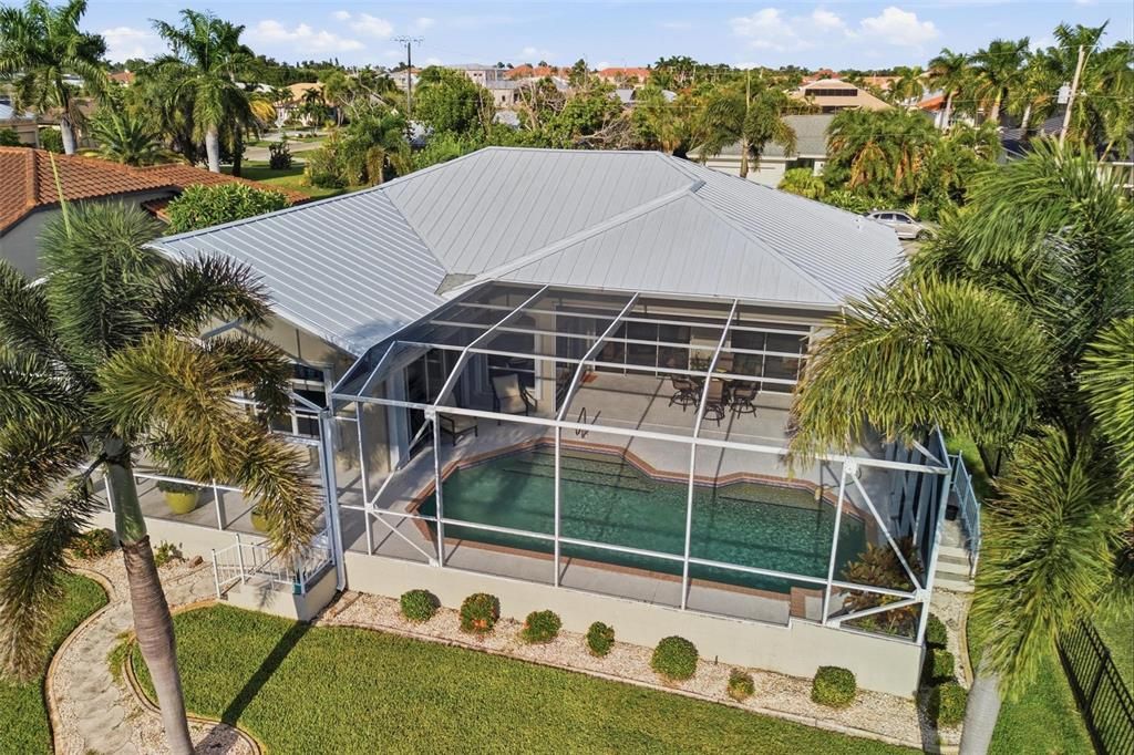En Venta: $859,000 (3 camas, 2 baños, 2200 Pies cuadrados)