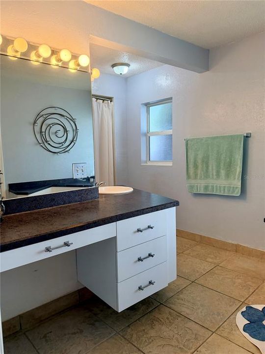 En Venta: $925,000 (4 camas, 4 baños, 3440 Pies cuadrados)