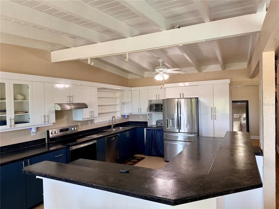 En Venta: $925,000 (4 camas, 4 baños, 3440 Pies cuadrados)