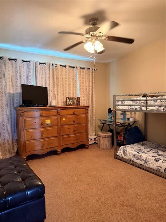 En Venta: $925,000 (4 camas, 4 baños, 3440 Pies cuadrados)