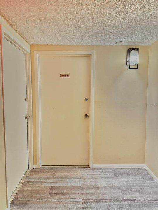 For Rent: $3,500 (2 beds, 2 baths, 1186 Square Feet)