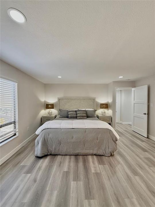 For Rent: $3,500 (2 beds, 2 baths, 1186 Square Feet)