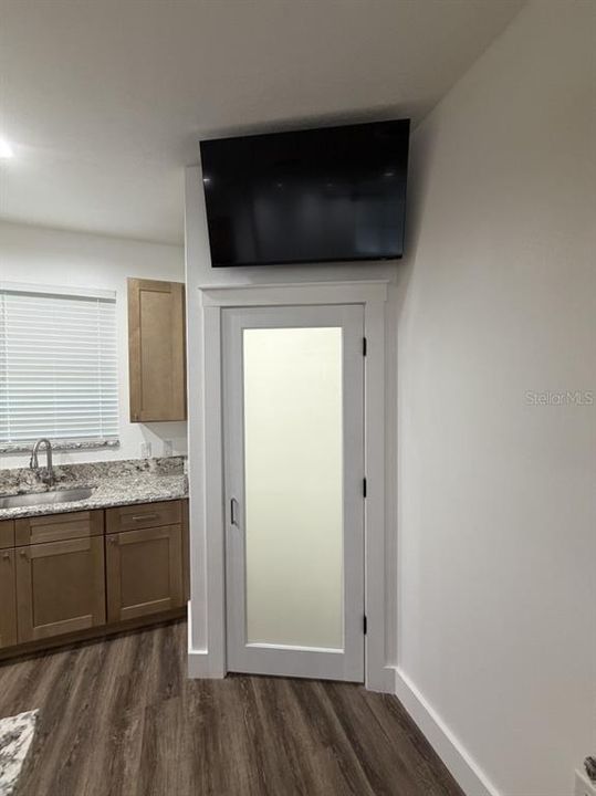 For Sale: $425,000 (3 beds, 2 baths, 1958 Square Feet)