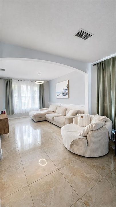 В аренду: $2,875 (4 спален, 2 ванн, 2944 Квадратных фут)