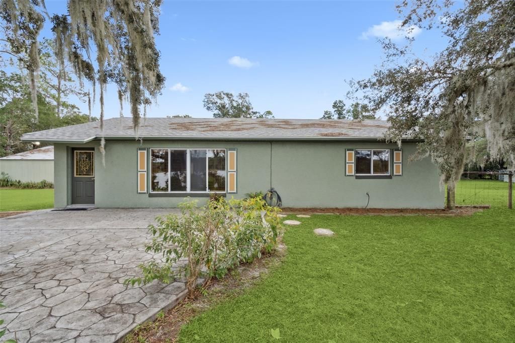 For Sale: $649,900 (2 beds, 2 baths, 1380 Square Feet)