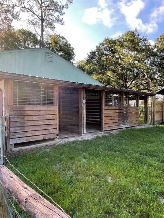 For Sale: $649,900 (2 beds, 2 baths, 1380 Square Feet)