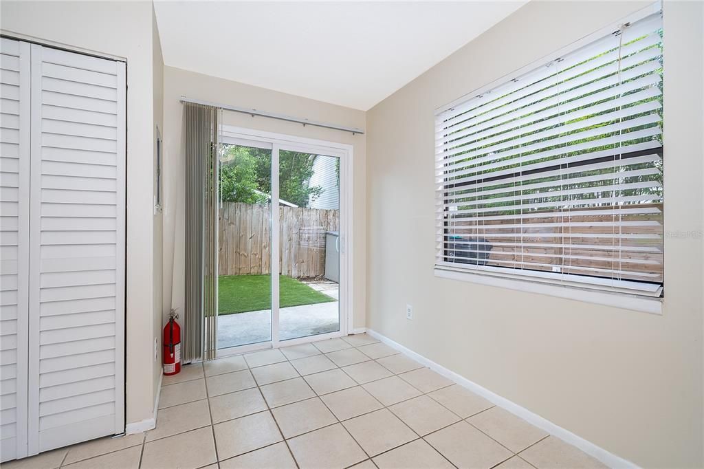 For Rent: $2,200 (2 beds, 2 baths, 1000 Square Feet)