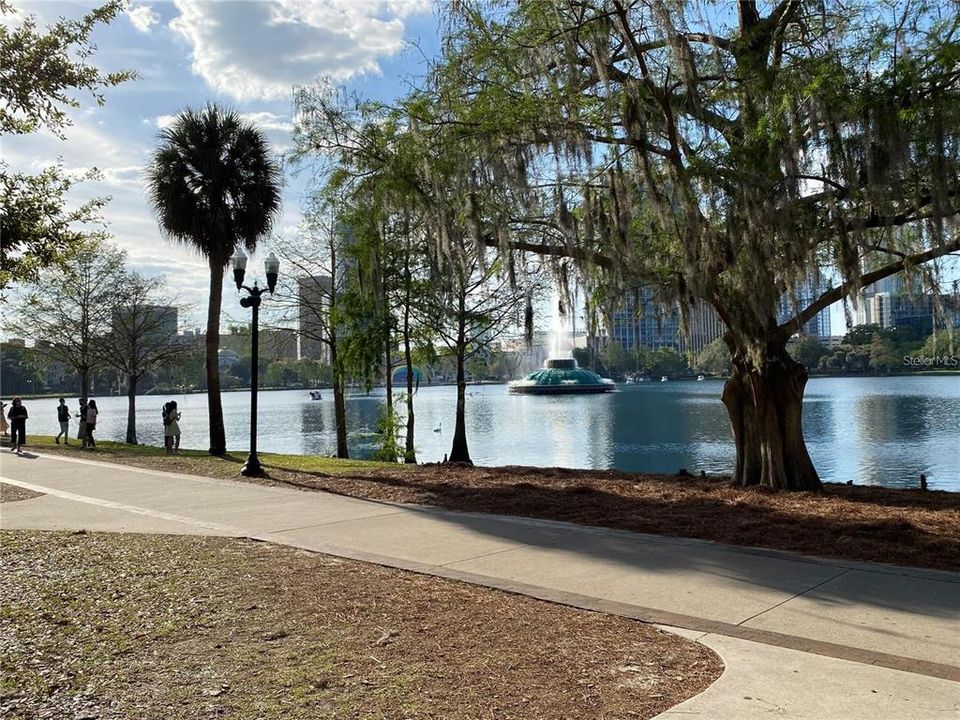 For Rent: $2,200 (2 beds, 2 baths, 1000 Square Feet)