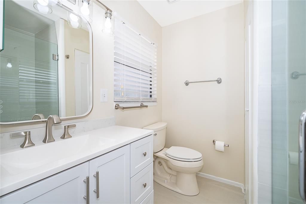 For Rent: $2,200 (2 beds, 2 baths, 1000 Square Feet)