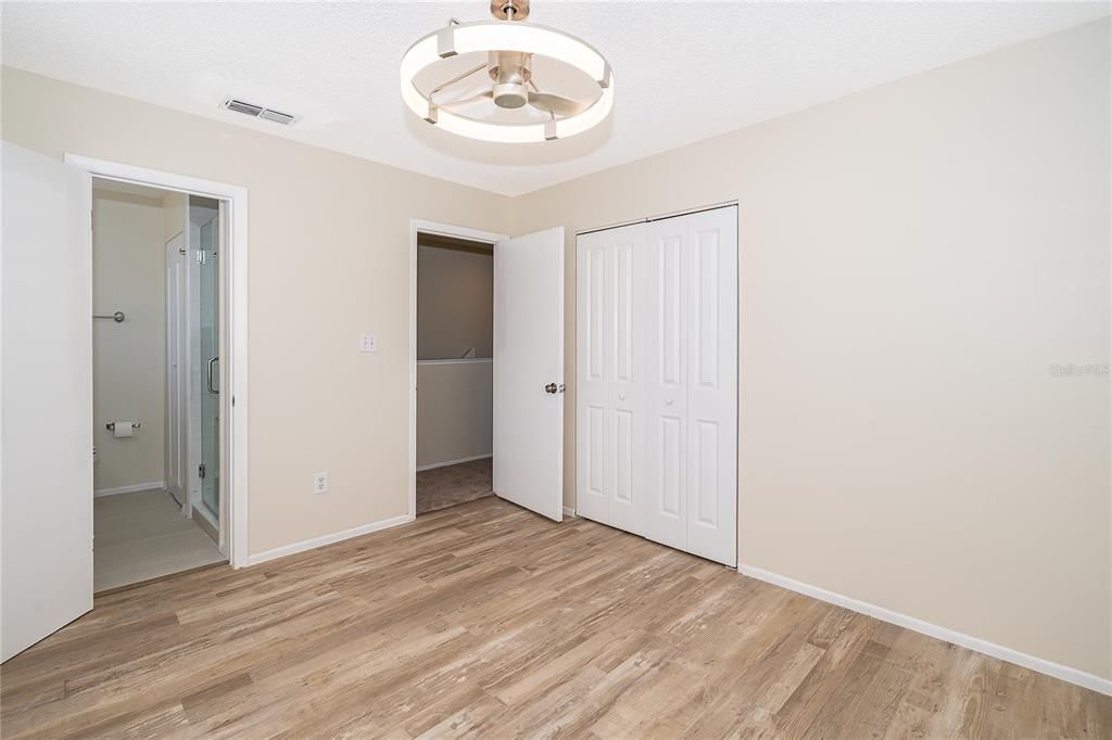 For Rent: $2,200 (2 beds, 2 baths, 1000 Square Feet)