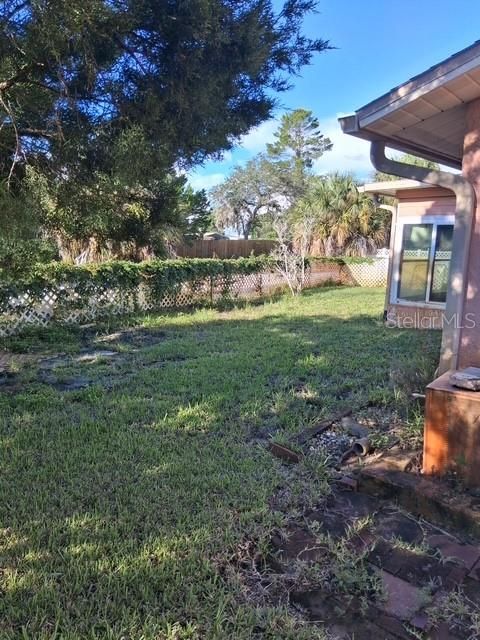 For Rent: $1,800 (2 beds, 2 baths, 1096 Square Feet)