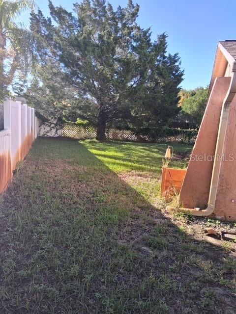 For Rent: $1,800 (2 beds, 2 baths, 1096 Square Feet)