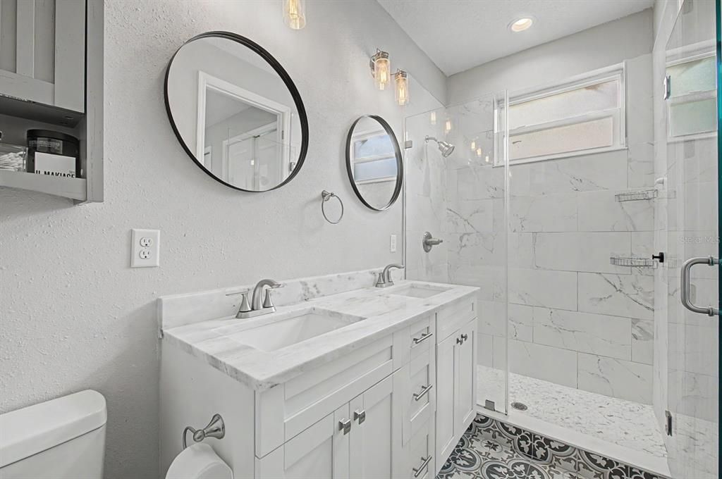 For Sale: $599,900 (3 beds, 2 baths, 1360 Square Feet)