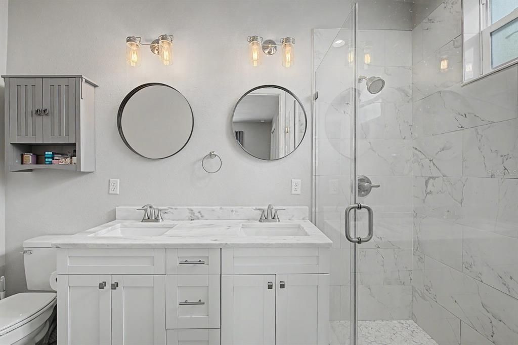 For Sale: $599,900 (3 beds, 2 baths, 1360 Square Feet)
