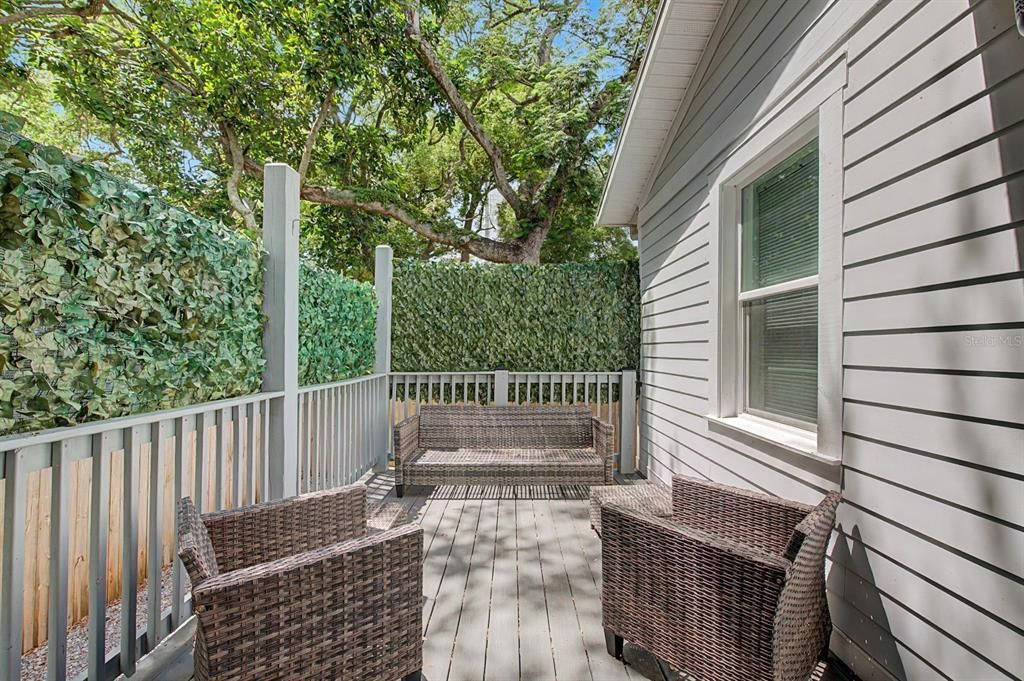 For Sale: $599,900 (3 beds, 2 baths, 1360 Square Feet)