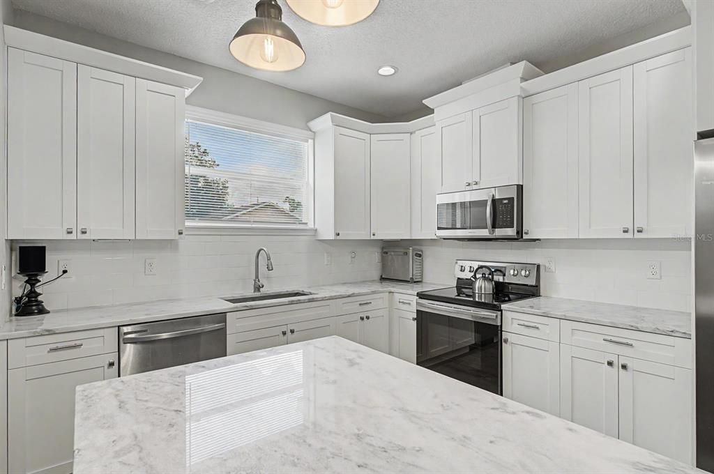 For Sale: $599,900 (3 beds, 2 baths, 1360 Square Feet)
