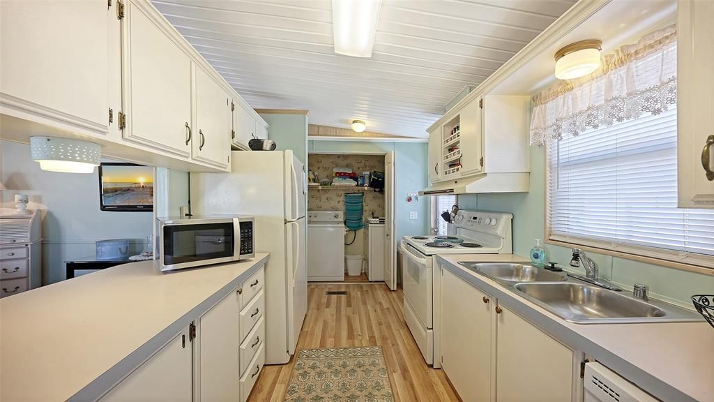 En Venta: $185,000 (2 camas, 2 baños, 880 Pies cuadrados)