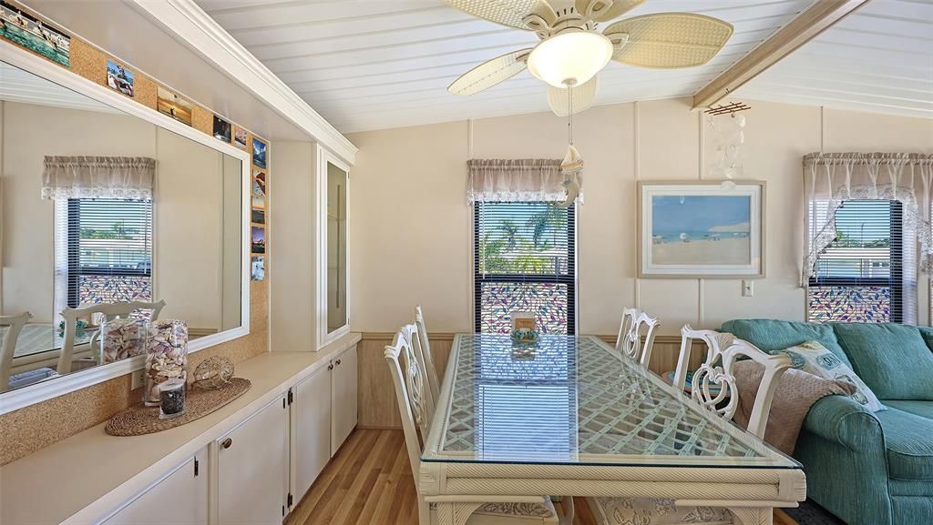 En Venta: $185,000 (2 camas, 2 baños, 880 Pies cuadrados)