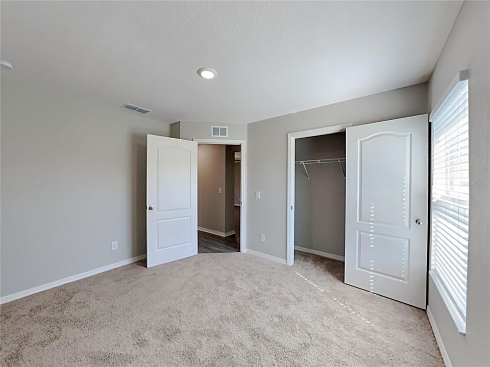 For Rent: $1,995 (3 beds, 2 baths, 1563 Square Feet)