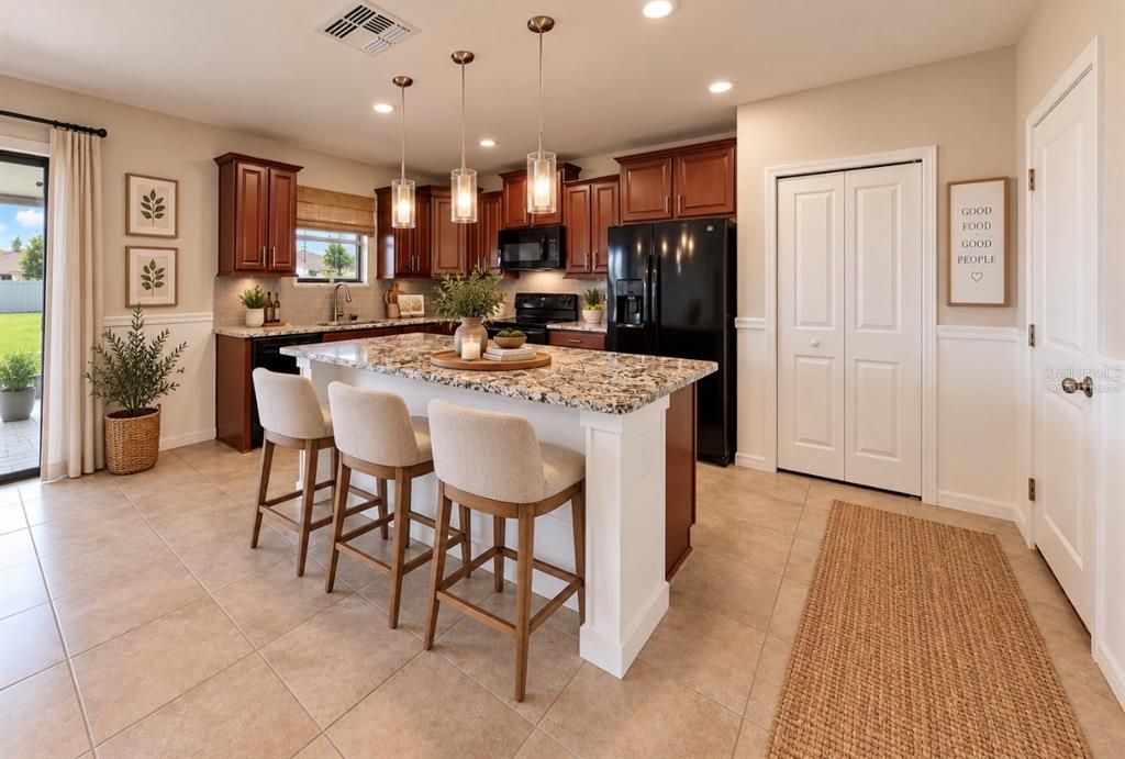 For Sale: $399,900 (4 beds, 2 baths, 2635 Square Feet)