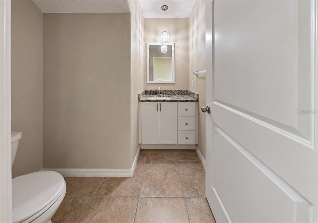 For Sale: $399,900 (4 beds, 2 baths, 2635 Square Feet)