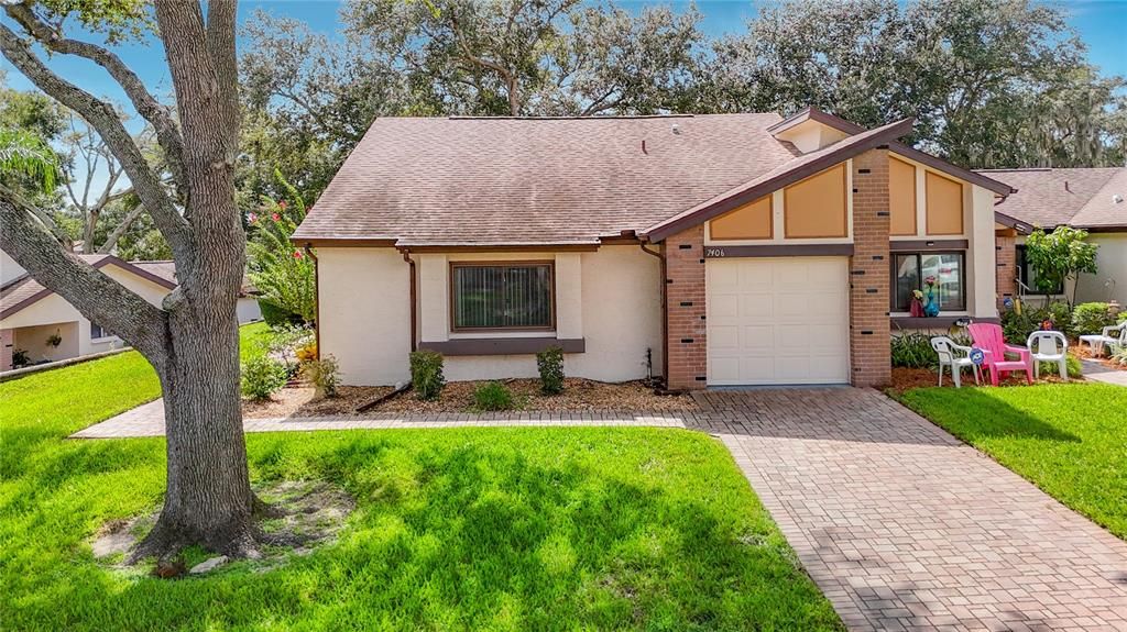 For Sale: $229,900 (3 beds, 2 baths, 1432 Square Feet)