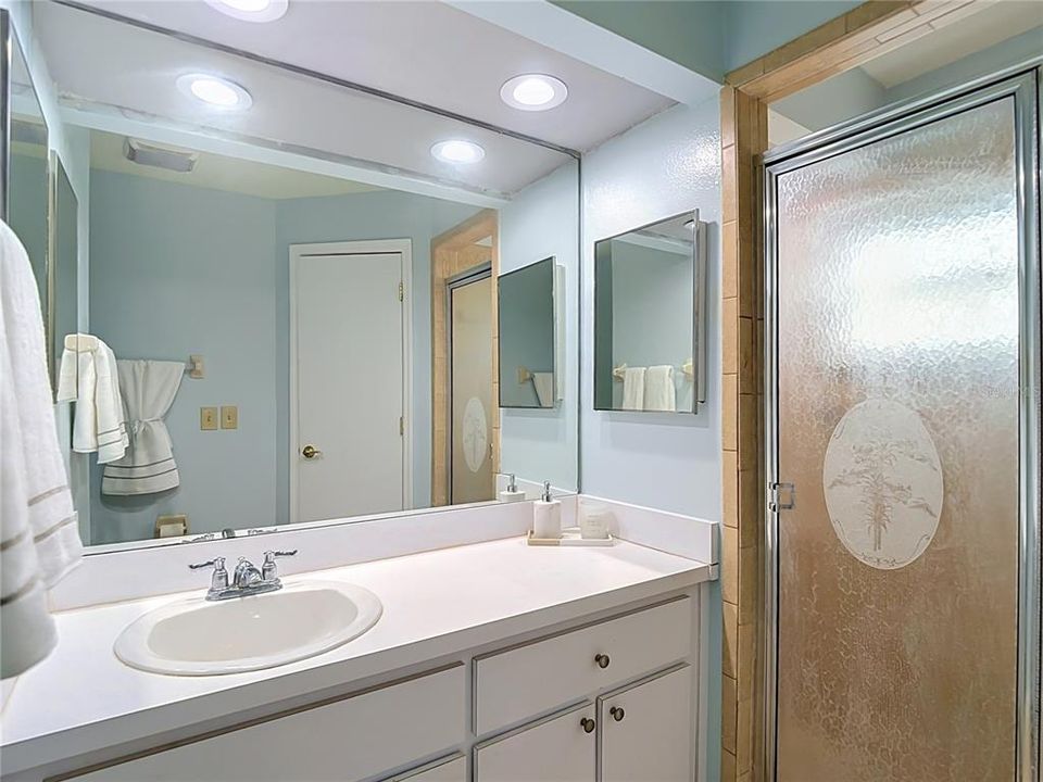 For Sale: $229,900 (3 beds, 2 baths, 1432 Square Feet)