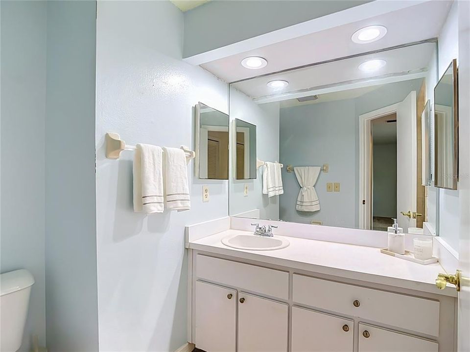 For Sale: $229,900 (3 beds, 2 baths, 1432 Square Feet)