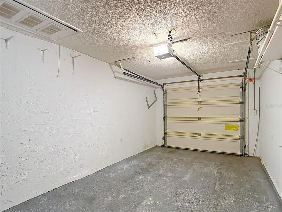 For Sale: $229,900 (3 beds, 2 baths, 1432 Square Feet)