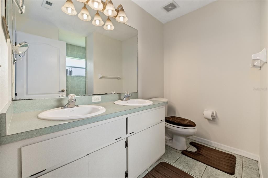 For Sale: $325,000 (4 beds, 2 baths, 1768 Square Feet)