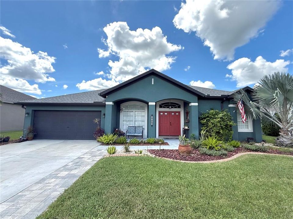 En Venta: $633,000 (4 camas, 3 baños, 3033 Pies cuadrados)