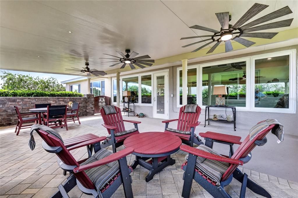 For Sale: $645,000 (3 beds, 2 baths, 2969 Square Feet)