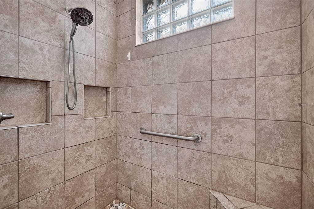 For Sale: $645,000 (3 beds, 2 baths, 2969 Square Feet)