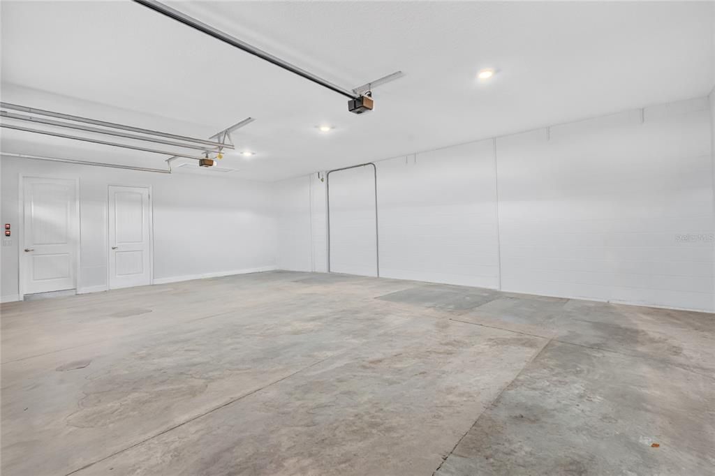 For Sale: $645,000 (3 beds, 2 baths, 2969 Square Feet)