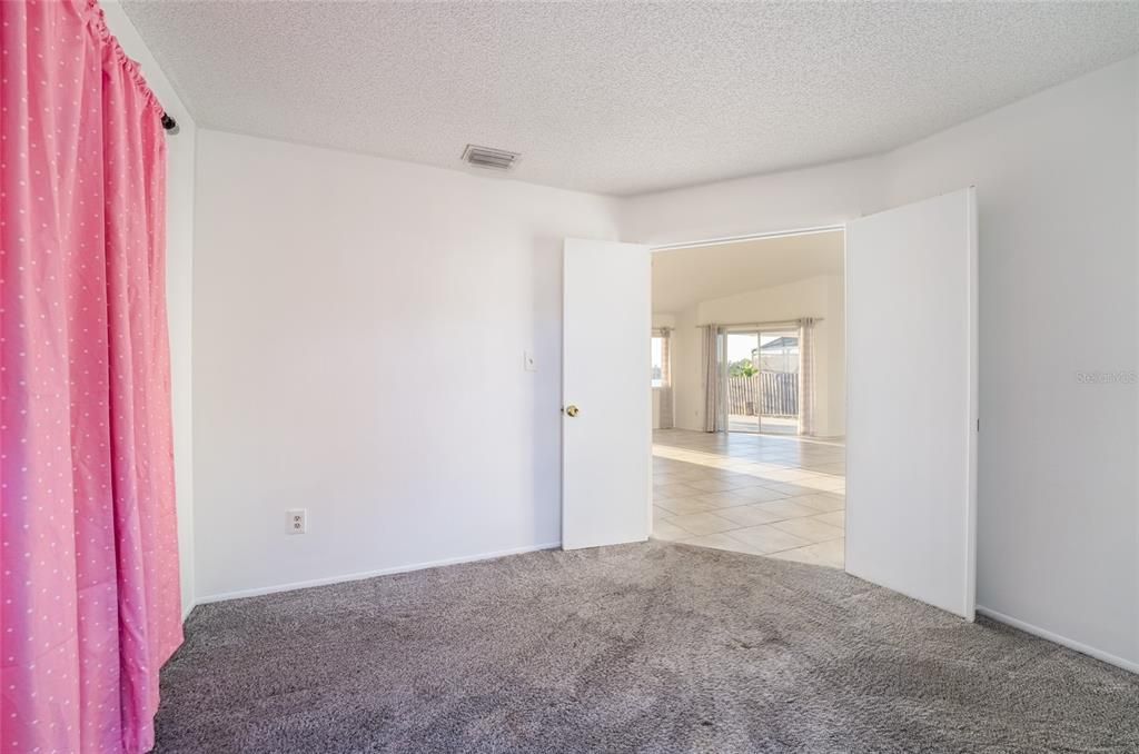 For Rent: $2,500 (3 beds, 2 baths, 1349 Square Feet)