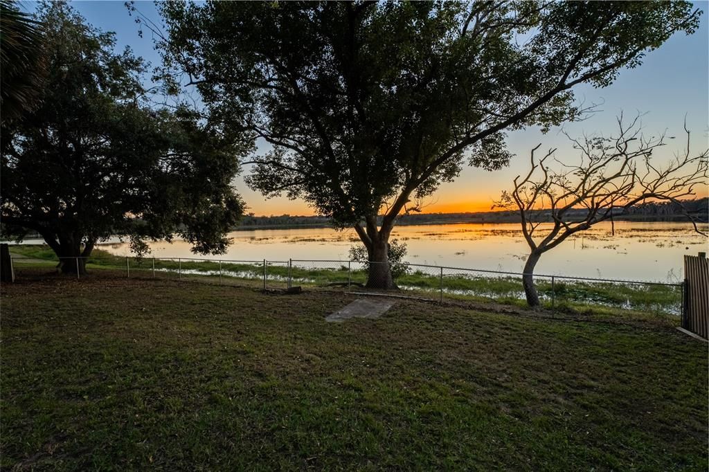 For Rent: $2,500 (3 beds, 2 baths, 1349 Square Feet)