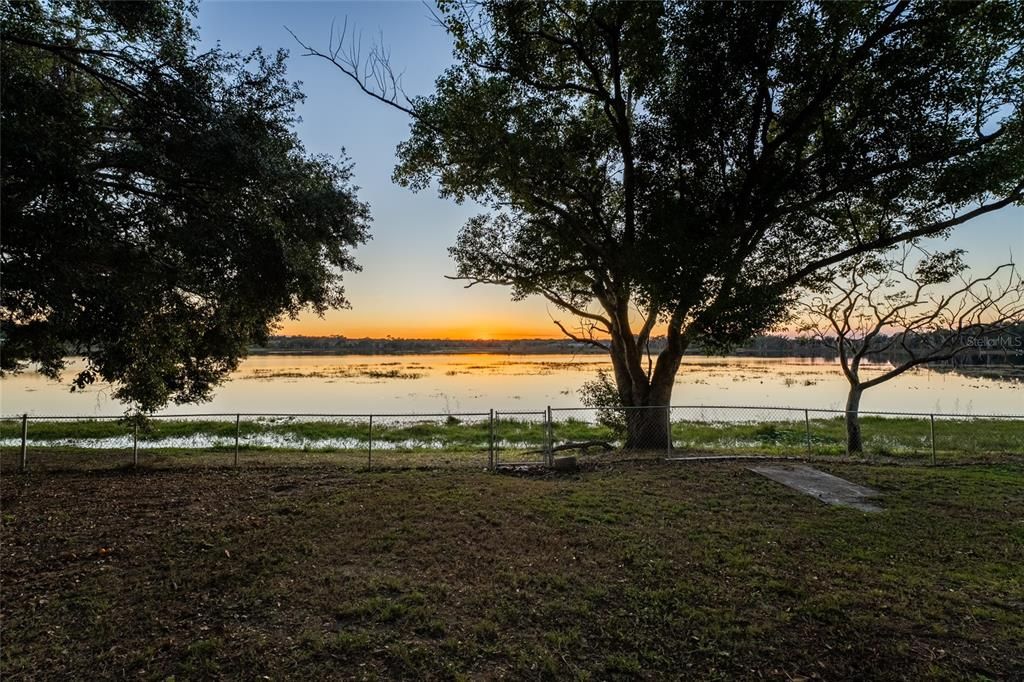 For Rent: $2,500 (3 beds, 2 baths, 1349 Square Feet)
